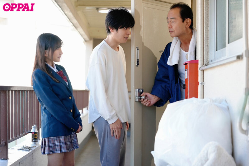 隣家のゴミ部屋へ苦情を言ったらコドおじが性欲モンスター化！異臭の中で絶対に逃がさない抜かずの孕ませ絶倫ホールド中出し 楪カレン 画像2