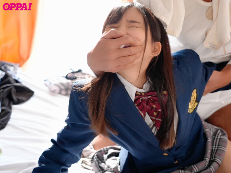 隣家のゴミ部屋へ苦情を言ったらコドおじが性欲モンスター化！異臭の中で絶対に逃がさない抜かずの孕ませ絶倫ホールド中出し 楪カレン 画像3